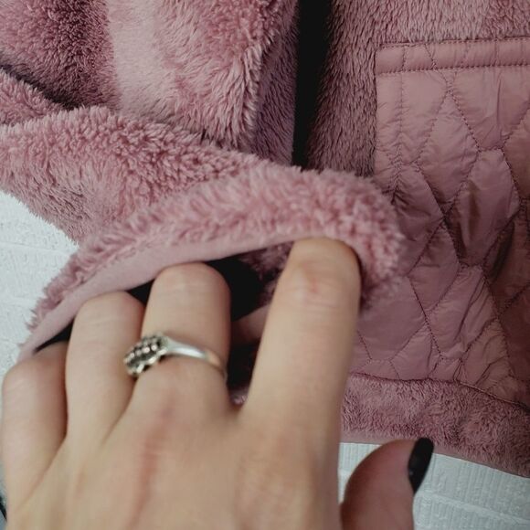 Pink fuzzy sweatshirt - Picture 4 of 6